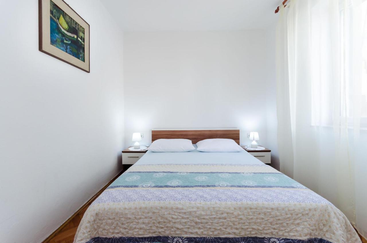 Apartment Milan Senj  Esterno foto
