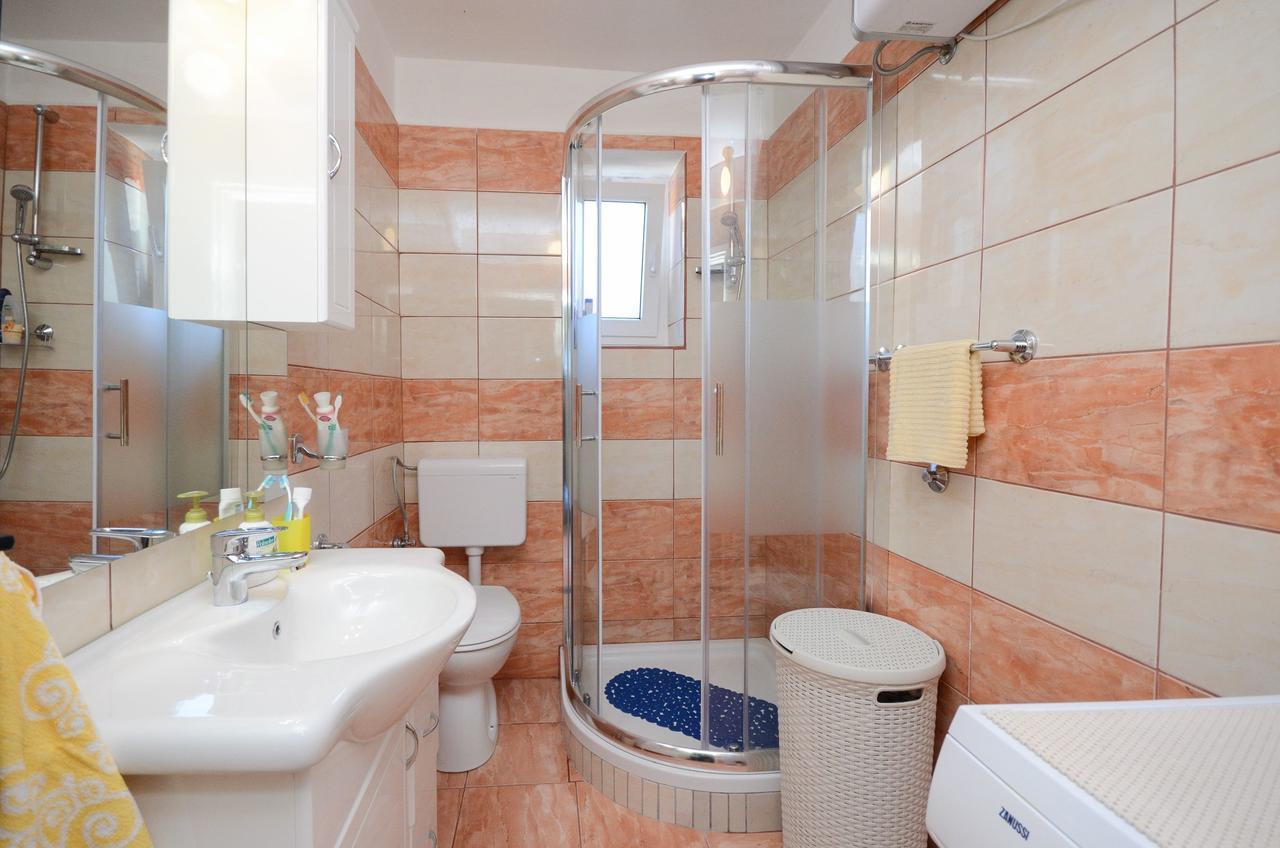 Apartment Milan Senj  Esterno foto