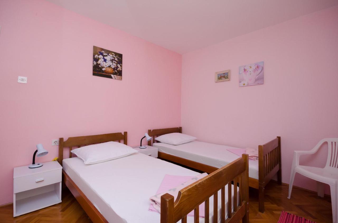 Apartment Milan Senj  Esterno foto