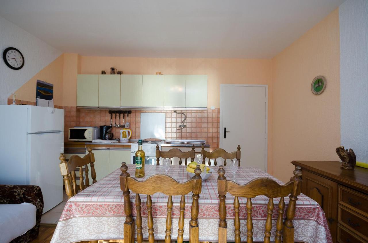Apartment Milan Senj  Esterno foto