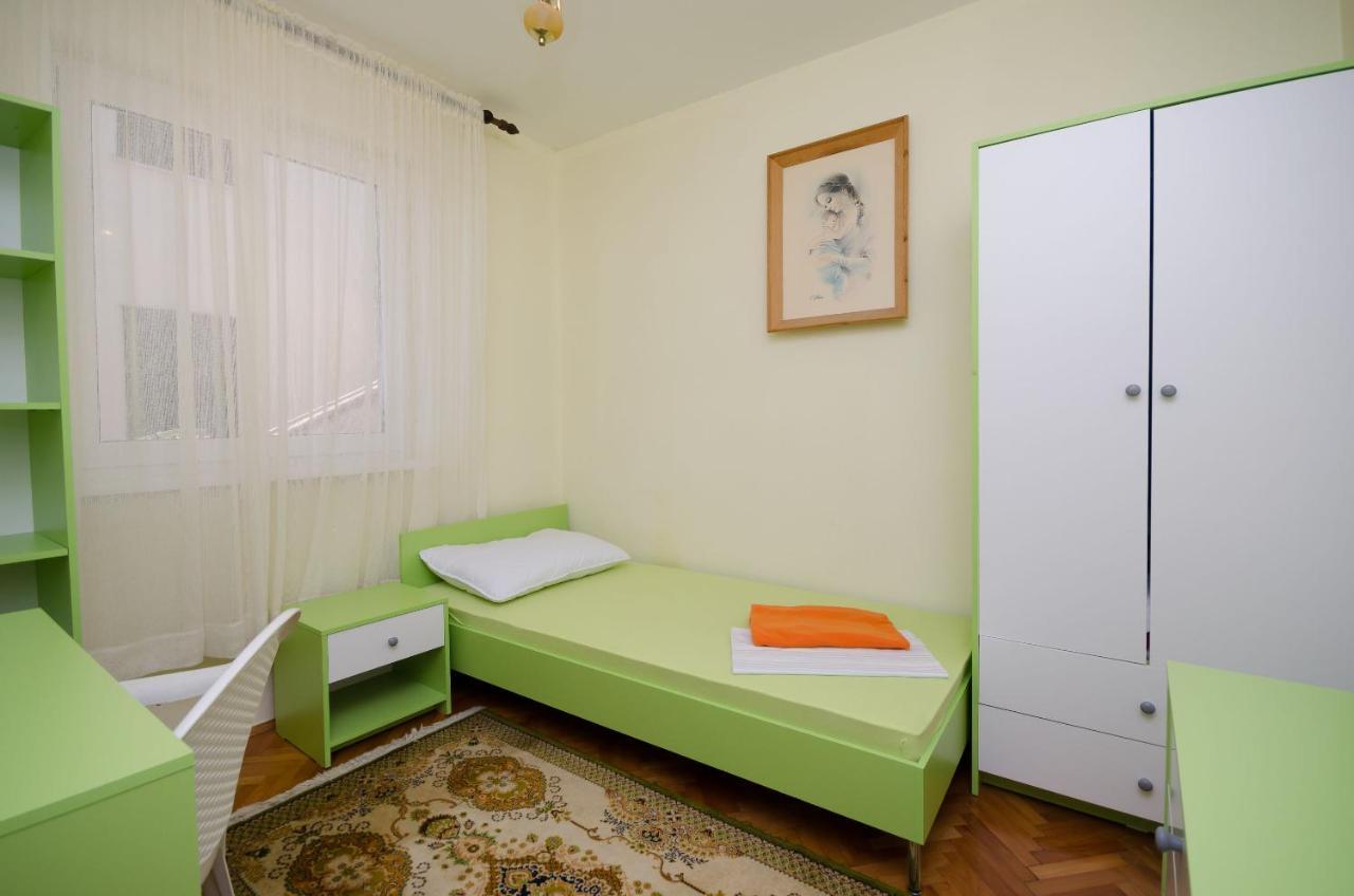 Apartment Milan Senj  Esterno foto